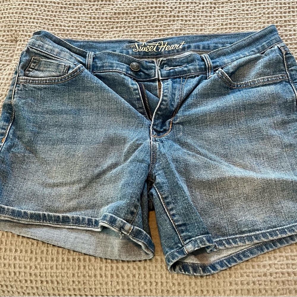 Old Navy “The Sweetheart” Jean Shorts
